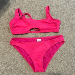 Pink ribbed bikini